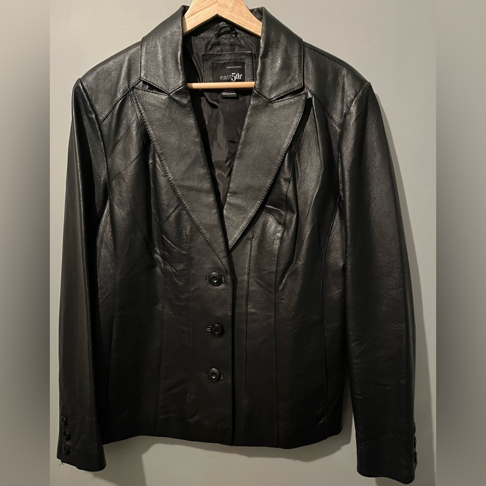 Women’s East 5th Black Leather Jacket. Size large. Excellent condition